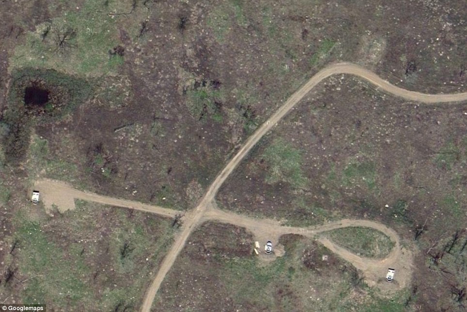 14. article-2524082-1A1B378C00000578-519_964x645