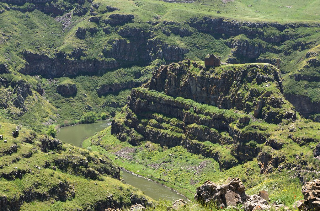 5. Pic 5 - a05_48737597